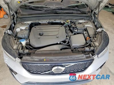 Zdjęcie 12 z 14 samochodu: 2023 VOLVO XC40 PLUS VIN:YV4L12UW8P2911760 - miniatura