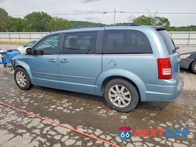 Drugie zdjęcie samochodu z przodu: 2010 CHRYSLER TOWN & COUNTRY TOURING PLUS VIN:2A4RR8DX1AR421682 - miniatura