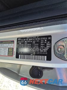 Zdjęcie 13 z 13 samochodu: 2020 KIA SORENTO S VIN:5XYPG4A58LG695600 - miniatura