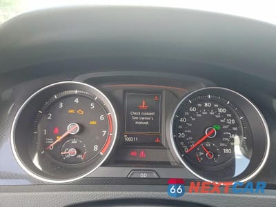 Zdjęcie 9 z 12 samochodu: 2015 VOLKSWAGEN GTI VIN:3VW4T7AU6FM026205 - miniatura