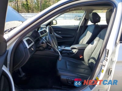 Zdjęcie 7 z 12 samochodu: 2014 BMW 328 XI VIN:WBA3G7C51EKN37445 - miniatura