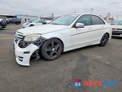 2010 MERCEDES-BENZ C 300 WDDGF5EB1AF437417 - główne zdjęcie licytacji z USA - miniatura