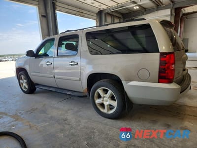 Drugie zdjęcie samochodu z przodu: 2008 CHEVROLET SUBURBAN K1500 LS VIN:1GNFK16308J209909 - miniatura