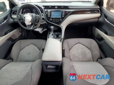 Zdjęcie 8 z 14 samochodu: 2019 TOYOTA CAMRY LE VIN:4T1B11HK7KU709839 - miniatura