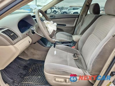 Zdjęcie 7 z 12 samochodu: 2005 TOYOTA CAMRY LE VIN:4T1BE30K45U398936 - miniatura