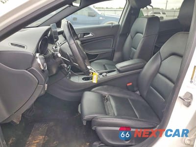 Zdjęcie 7 z 12 samochodu: 2020 MERCEDES-BENZ GLA 250 VIN:WDCTG4EB8LU027321 - miniatura