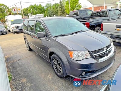 2017 DODGE GRAND CARAVAN SXT 2C4RDGCGXHR573924 - główne zdjęcie licytacji z USA - miniatura