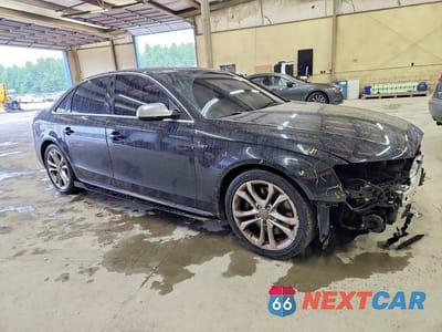 Czwarte zdjęcie samochodu z boku: 2013 AUDI S4 PREMIUM PLUS VIN:WAUBGAFL6DA174650 - miniatura