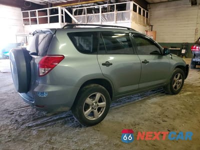 Trzecie zdjęcie samochodu z tyłu: 2006 TOYOTA RAV4 BASE VIN:JTMZK33V966000465 - miniatura