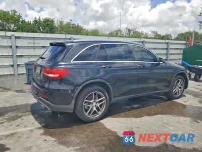 Trzecie zdjęcie samochodu z tyłu: 2017 MERCEDES-BENZ GLC 300 4MATIC VIN:WDC0G4KB6HF115738 - miniatura