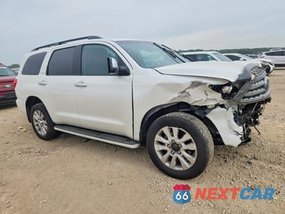 Czwarte zdjęcie samochodu z boku: 2011 TOYOTA SEQUOIA PLATINUM VIN:5TDDW5G18BS043724 - miniatura