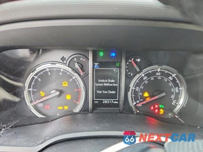 Zdjęcie 9 z 13 samochodu: 2023 TOYOTA 4RUNNER LIMITED VIN:JTEKU5JR6P6169823 - miniatura