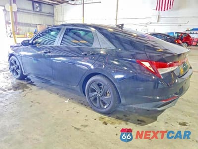 Drugie zdjęcie samochodu z przodu: 2023 HYUNDAI ELANTRA SEL VIN:KMHLM4AG7PU374902 - miniatura