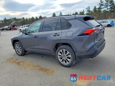 Drugie zdjęcie samochodu z przodu: 2024 TOYOTA RAV4 XLE PREMIUM VIN:2T3A1RFV2RC465902 - miniatura