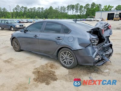 Drugie zdjęcie samochodu z przodu: 2023 KIA FORTE GT LINE VIN:3KPF54AD8PE587814 - miniatura
