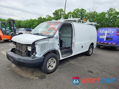 2015 CHEVROLET EXPRESS G2500 1GCWGFCF9F1169140 - główne zdjęcie licytacji z USA - miniatura
