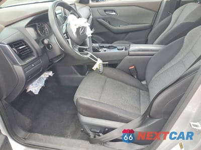 Zdjęcie 7 z 13 samochodu: 2021 NISSAN ROGUE SV VIN:5N1AT3BB9MC782987 - miniatura