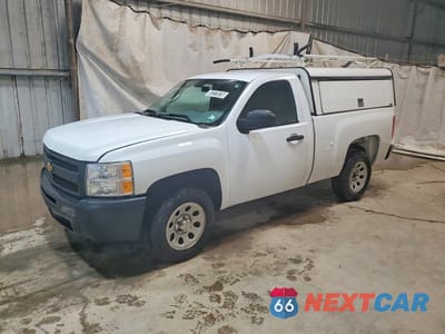 2013 CHEVROLET SILVERADO C1500 1GCNCPEX7DZ247027 - główne zdjęcie licytacji z USA - miniatura