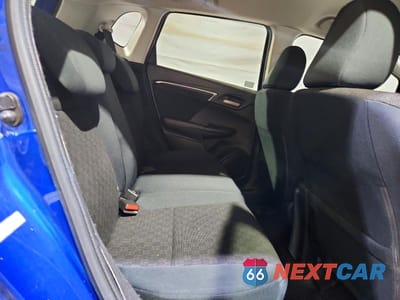 Zdjęcie 10 z 12 samochodu: 2017 HONDA FIT LX VIN:JHMGK5H57HS020962 - miniatura
