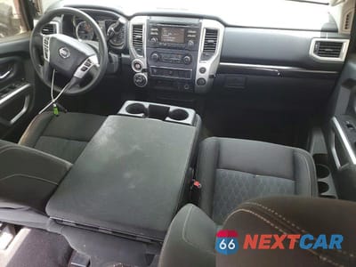 Zdjęcie 8 z 12 samochodu: 2017 NISSAN TITAN S VIN:1N6AA1EJXHN541500 - miniatura