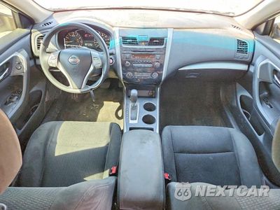 Zdjęcie 8 z 12 samochodu: 2015 NISSAN ALTIMA 2.5 S VIN:1N4AL3AP7FN330180 - miniatura