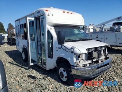 2013 FORD ECONOLINE E350 SUPER DUTY CUTAWAY VAN 1FDEE3FL7DDA93152 - główne zdjęcie licytacji z USA - miniatura