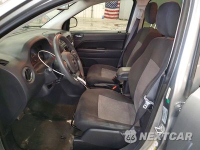 Zdjęcie 7 z 13 samochodu: 2016 JEEP COMPASS SPORT VIN:1C4NJDBB3GD798215 - miniatura