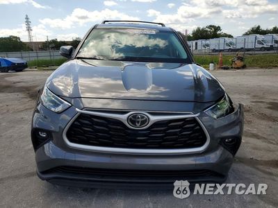 Piąte zdjęcie samochodu w środku: 2022 TOYOTA HIGHLANDER LE VIN:5TDBZRBH2NS573329 - miniatura