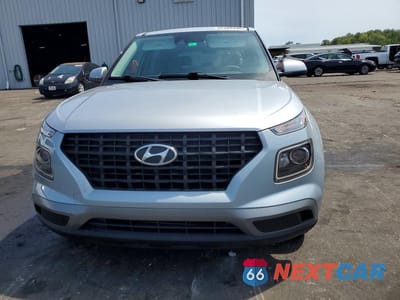 Piąte zdjęcie samochodu w środku: 2020 HYUNDAI VENUE SE VIN:KMHRB8A38LU033247 - miniatura