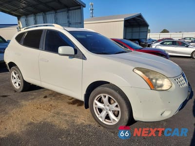 Czwarte zdjęcie samochodu z boku: 2008 NISSAN ROGUE S VIN:JN8AS58T08W008669 - miniatura