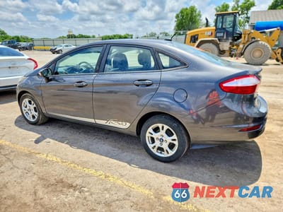 Drugie zdjęcie samochodu z przodu: 2015 FORD FIESTA SE VIN:3FADP4BJ7FM161709 - miniatura