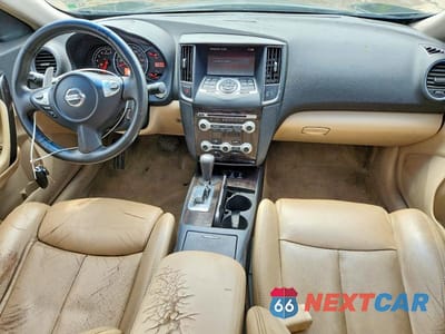 Zdjęcie 8 z 12 samochodu: 2012 NISSAN MAXIMA 3.5 S VIN:1N4AA5AP2CC831664 - miniatura