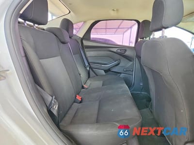 Zdjęcie 10 z 12 samochodu: 2016 FORD FOCUS S VIN:1FADP3E24GL369127 - miniatura