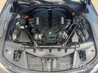 Zdjęcie 14 z 15 samochodu: 2015 BMW 750 XI VIN:WBAYB6C5XFD965910 - miniatura