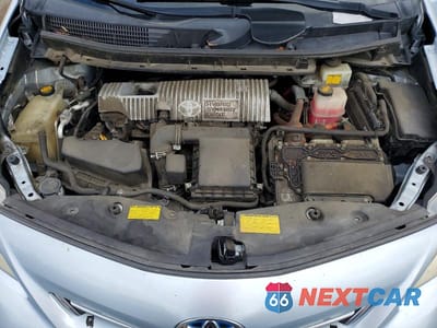 Zdjęcie 11 z 12 samochodu: 2013 TOYOTA PRIUS V THREE VIN:JTDZN3EU2D3264427 - miniatura