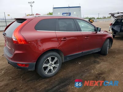Trzecie zdjęcie samochodu z tyłu: 2011 VOLVO XC60 T6 VIN:YV4902DZ4B2211055 - miniatura