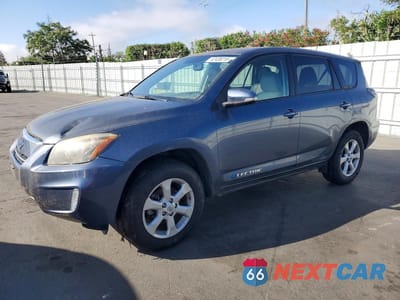 2013 TOYOTA RAV4 EV BASE 2T3YL4DV9DW002208 - główne zdjęcie licytacji z USA - miniatura