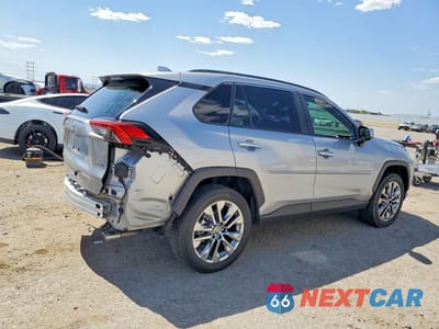 Trzecie zdjęcie samochodu z tyłu: 2021 TOYOTA RAV4 LIMITED VIN:JTMY1RFVXMD081434 - miniatura