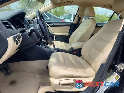 Zdjęcie 7 z 12 samochodu: 2015 VOLKSWAGEN JETTA SE VIN:3VWD07AJ6FM347367 - miniatura