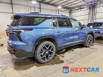Trzecie zdjęcie samochodu z tyłu: 2026 CHEVROLET TRAVERSE HIGH COUNTRY VIN:1GNEVKKSXTJ171717 - miniatura