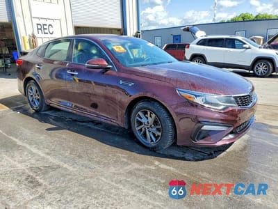 Czwarte zdjęcie samochodu z boku: 2019 KIA OPTIMA LX VIN:5XXGT4L33KG364689 - miniatura