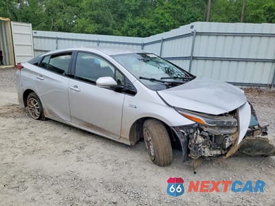 Czwarte zdjęcie samochodu z boku: 2019 TOYOTA PRIUS PRIME PREMIUM VIN:JTDKARFP0K3116301 - miniatura