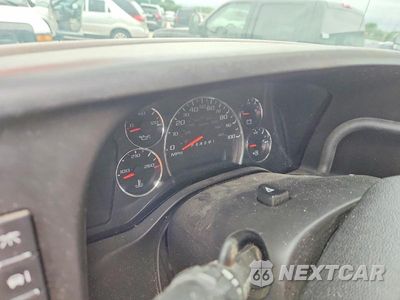 Zdjęcie 33 z 48 samochodu: 2023 CHEVROLET EXPRESS G2500 VIN:1GCWGBFP1P1175173 - miniatura