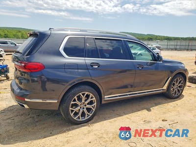 Trzecie zdjęcie samochodu z tyłu: 2020 BMW X7 XDRIVE40I VIN:5UXCW2C05L9A00189 - miniatura