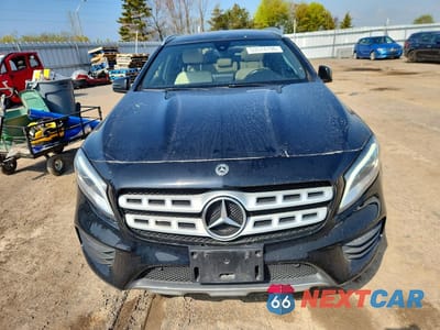 Piąte zdjęcie samochodu w środku: 2018 MERCEDES-BENZ GLA 250 4MATIC VIN:WDCTG4GB0JJ468890 - miniatura