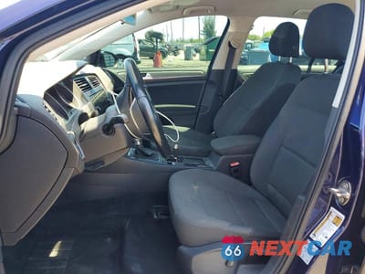 Zdjęcie 7 z 12 samochodu: 2017 VOLKSWAGEN E-GOLF SE VIN:WVWKR7AU8HW950866 - miniatura