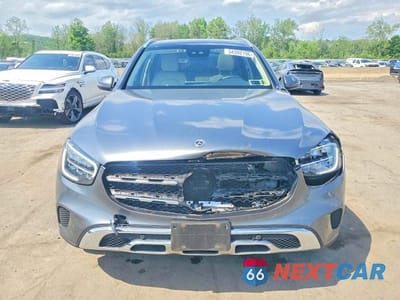 Piąte zdjęcie samochodu w środku: 2022 MERCEDES-BENZ GLC 300 4MATIC VIN:W1N0G8EB0NV379072 - miniatura