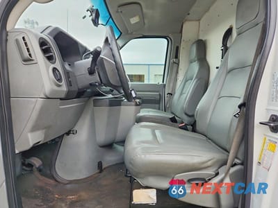 Zdjęcie 7 z 13 samochodu: 2012 FORD ECONOLINE E350 SUPER DUTY VAN VIN:1FTSS3EL1CDB08082 - miniatura
