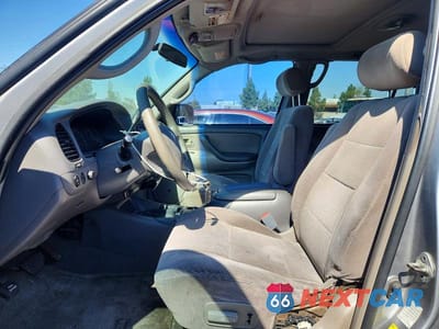 Zdjęcie 7 z 13 samochodu: 2003 TOYOTA SEQUOIA SR5 VIN:5TDZT34A73S167637 - miniatura
