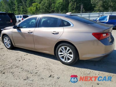 Drugie zdjęcie samochodu z przodu: 2018 CHEVROLET MALIBU LT VIN:1G1ZD5ST5JF126006 - miniatura